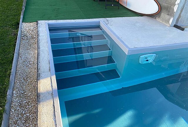 Pool mit Gegenstromanlage Pool mit Gegenstromanlage